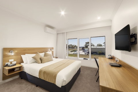 Ciloms Airport Lodge - Sydneys Hotel 6