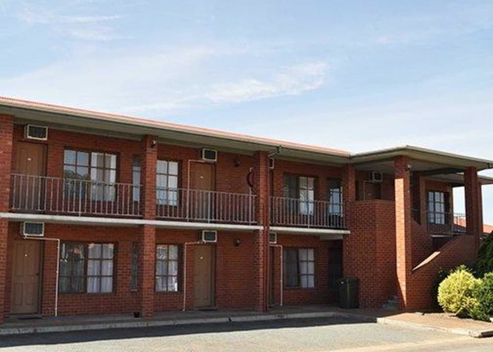 Shepparton East VIC Sydneys Hotel
