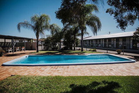 Kalgoorlie Overland Motel - Sydneys Hotel 2