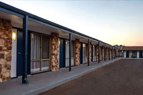 Kalgoorlie Overland Motel - Sydneys Hotel 1