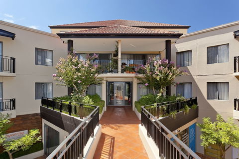 Astra Apartments - The Griffin - Sydneys Hotel 0