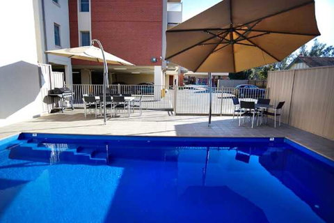 Quest Echuca - Sydneys Hotel 1