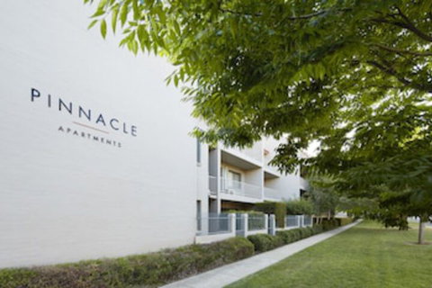 Pinnacle Apartments - Sydneys Hotel 0