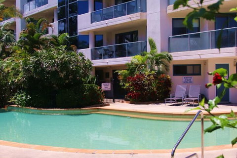 181 The Esplanade - Sydneys Hotel 2