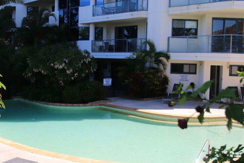 181 The Esplanade - Sydneys Hotel 3