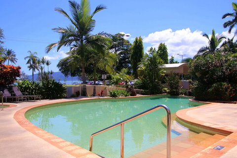 181 The Esplanade - Sydneys Hotel 4