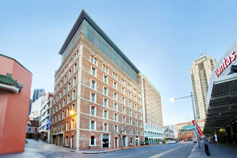 Holiday Inn Darling Harbour, An IHG Hotel - Sydneys Hotel 1