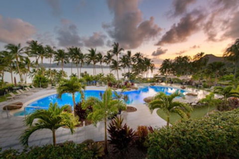 Whitsunday Apartments - Sydneys Hotel 0