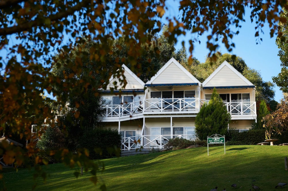 Daylesford VIC Sydneys Hotel