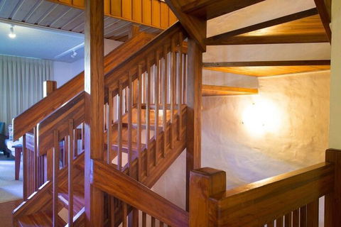 Palm Court Noosa - Sydneys Hotel 3