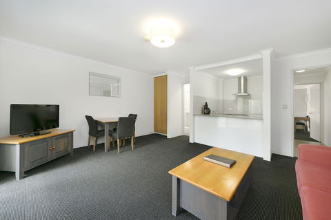 Mt Ommaney Hotel Apartments - Sydneys Hotel 6