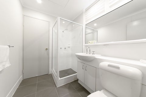 Mt Ommaney Hotel Apartments - Sydneys Hotel 4