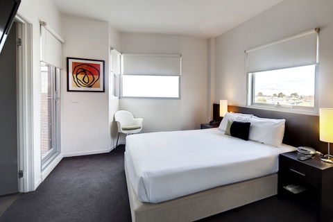 Punthill Essendon - Sydneys Hotel 6