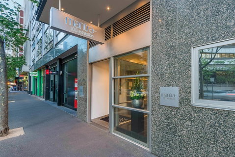 Mantra 100 Exhibition - Sydneys Hotel 0
