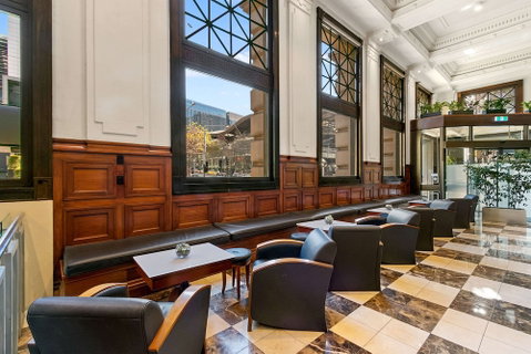Batmanâ€™s Hill On Collins - Sydneys Hotel 2