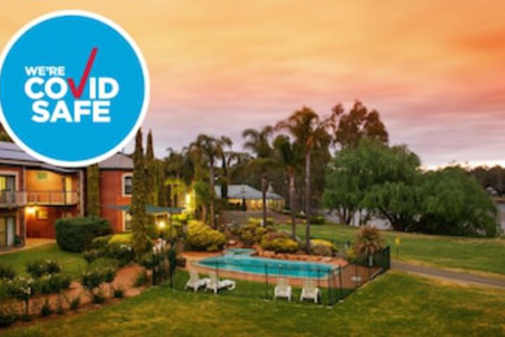 Sydneys Hotel