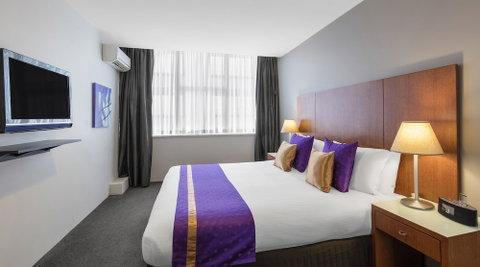 Park Regis Griffin Suites - Sydneys Hotel 2