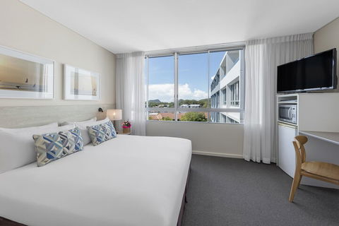 Oaks Nelson Bay Lure Suites - Sydneys Hotel 7
