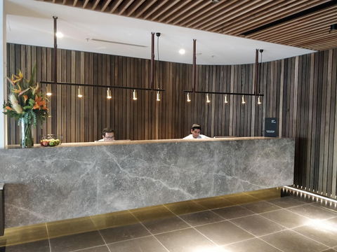 Adelaide Rockford - Sydneys Hotel 5