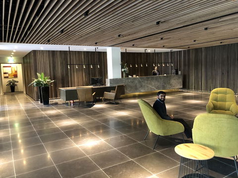 Adelaide Rockford - Sydneys Hotel 4