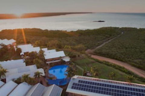 Moonlight Bay Suites - Sydneys Hotel 0