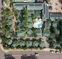 Palms City Resort - Sydneys Hotel