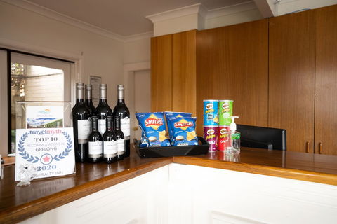 Admiralty Inn - Sydneys Hotel 3
