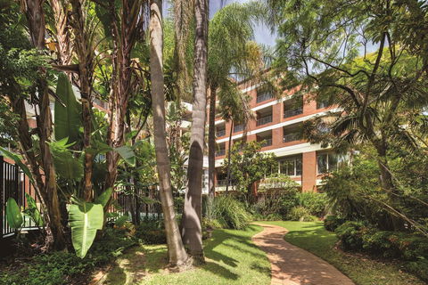 Adina Apartment Hotel Sydney Surry Hills - Sydneys Hotel 3