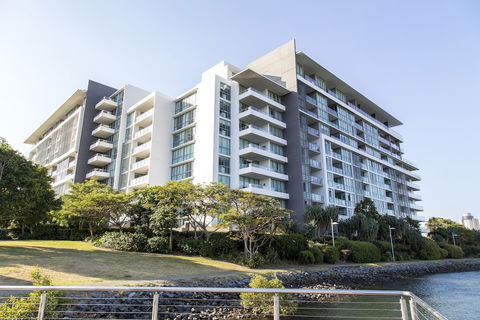 ULTIQA Freshwater Point Resort - Sydneys Hotel 3