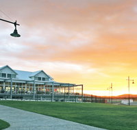 York Cove - Sydneys Hotel