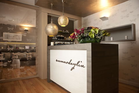 Hamilton Island Holiday Homes - Sydneys Hotel 4