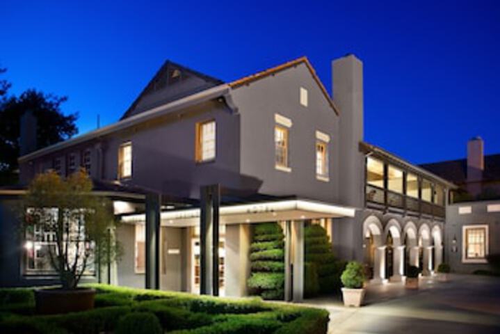 Strangways VIC Sydneys Hotel