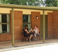 Territory Manor Motel  Caravan Park - Sydneys Hotel