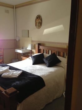 Walcha Royal Accommodation - Sydneys Hotel 4