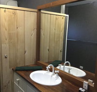 Carinya Village Jindabyne - Sydneys Hotel