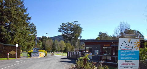Marysville Holiday Park - Sydneys Hotel 0