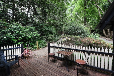 Cambridge Cottages Bed & Breakfast - Sydneys Hotel 6