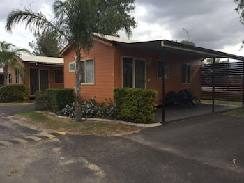 Goondiwindi Top Tourist Park - Sydneys Hotel 1