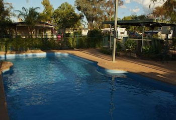 Goondiwindi Top Tourist Park - Sydneys Hotel 5