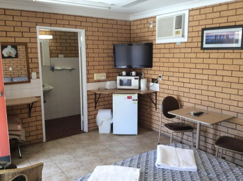 Crossroads Motel - Sydneys Hotel 4