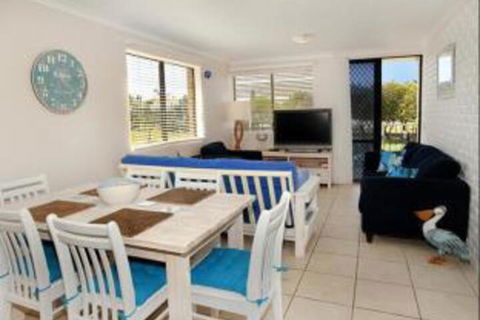 Pacific 1 / 103 - Sydneys Hotel 2