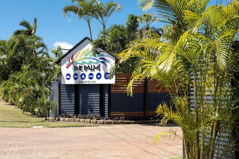 The Palms Hervey Bay - Sydneys Hotel 1