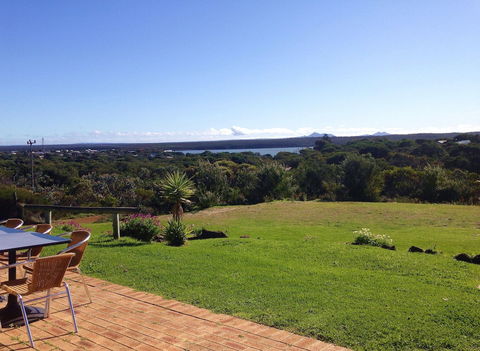 Bremer Bay Resort - Sydneys Hotel 2