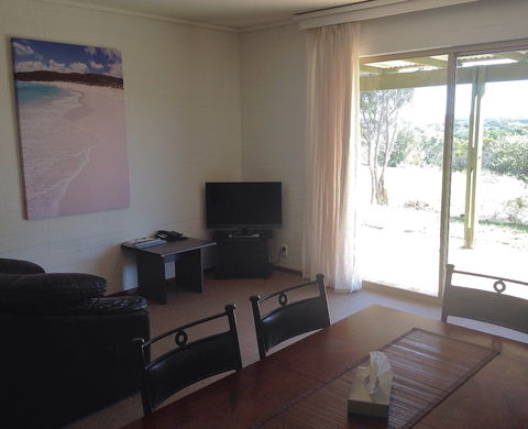 Bremer Bay Resort - Sydneys Hotel 6