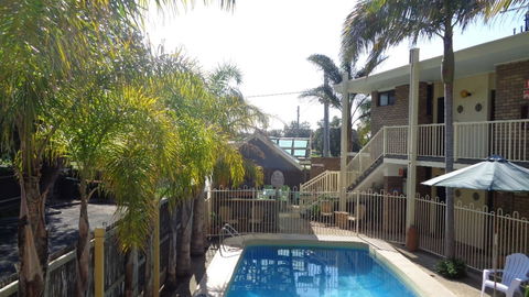 Abel Tasman Waterfront Motel - Sydneys Hotel 3