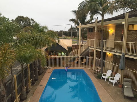 Abel Tasman Waterfront Motel - Sydneys Hotel 4
