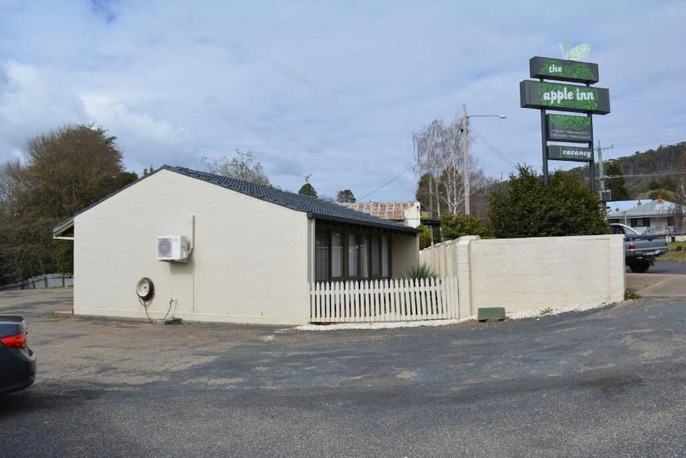 Batlow NSW Sydneys Hotel