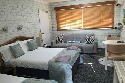 Holland Park Motel - Sydneys Hotel 6