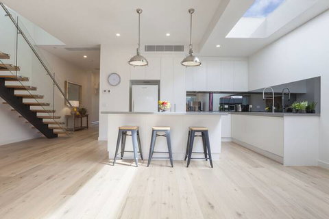 Boutique Stays Contempo - Sydneys Hotel 3