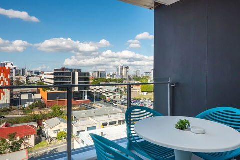 Annexe Apartments - Sydneys Hotel 3